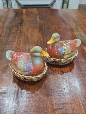 Vintage Set Of 2 Nesting Ducks